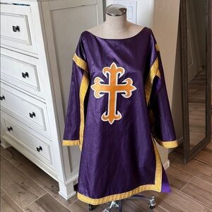 Choir vestment robe costume